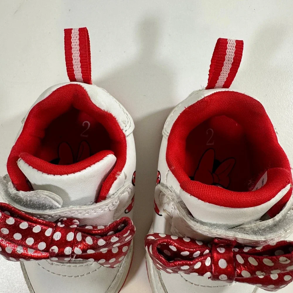 Disney Baby Minnie Mouse White Red Polka Dot Bow Sneakers Infant Size 2